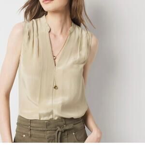 White House Black Market, Pleated Front V-Neck Sleeveless Shell, Women’s X-Small